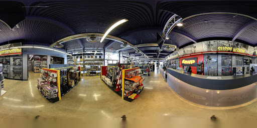 Truck Accessories Store «4 Wheel Parts Performance Center», reviews and photos, 550 W San Carlos St, San Jose, CA 95126, USA