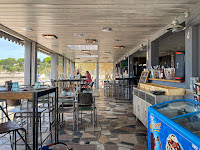 Atmosphère du Restaurant familial Mon Spot Cafe à Meschers-sur-Gironde - n°1