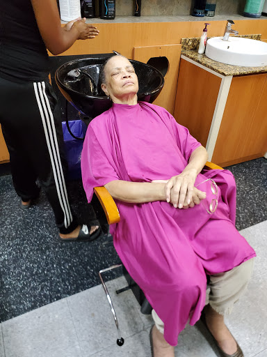 Hair Salon «Xquisite Hair Design», reviews and photos, 1000 S Easton Rd #112, Wyncote, PA 19095, USA
