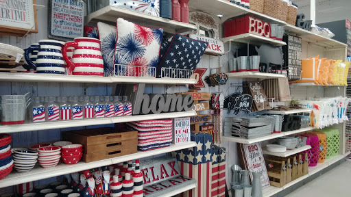 Craft Store «Michaels», reviews and photos, 17 Mystic View Rd, Everett, MA 02149, USA