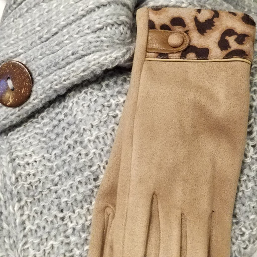 Gift Shop «Martin House Gifts & Boutique», reviews and photos, 507 Park Ln, Chillicothe, MO 64601, USA