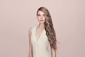 Aura Hair Spa image