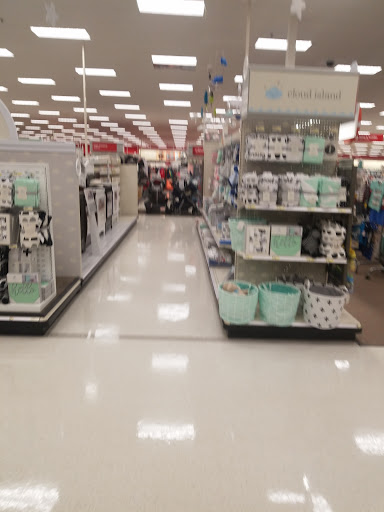 Department Store «Target», reviews and photos, 514 Shallowford Rd, Gainesville, GA 30504, USA