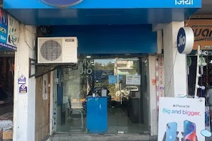 My Jio Store image