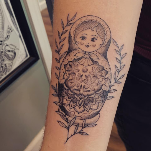 Explore dreamcatcher tattoo ideas, creative tattoo ideas in Easthampton, available at Luckys Tattoo Studio