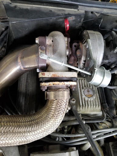 Auto Repair Shop «Silzer Auto Repair», reviews and photos, 3025 Douglas Ave, Des Moines, IA 50310, USA