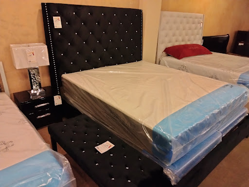 Bedroom Furniture Store «Furniture & Mattress World», reviews and photos, 4020 E Thomas Rd, Phoenix, AZ 85018, USA
