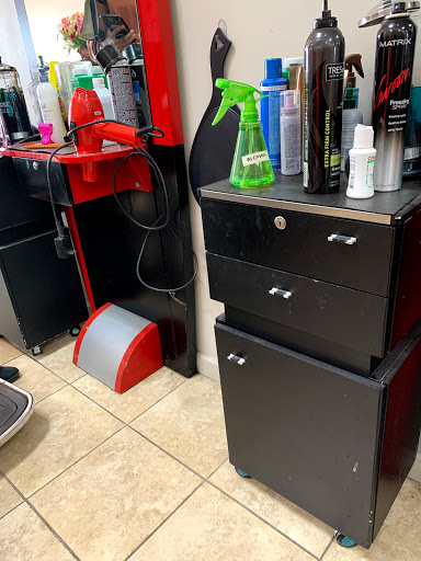 Beauty Salon «Shiny Luk Beauty Salon», reviews and photos, 520 Ernston Rd, Parlin, NJ 08859, USA