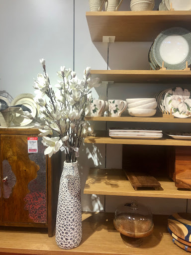 Home Goods Store «Pier 1 Imports», reviews and photos, 1406 Twixt Town Rd, Marion, IA 52302, USA