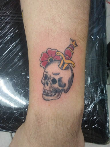 Tattoo Shop «East Providence Tattoo», reviews and photos, 2399 Pawtucket Ave, East Providence, RI 02914, USA