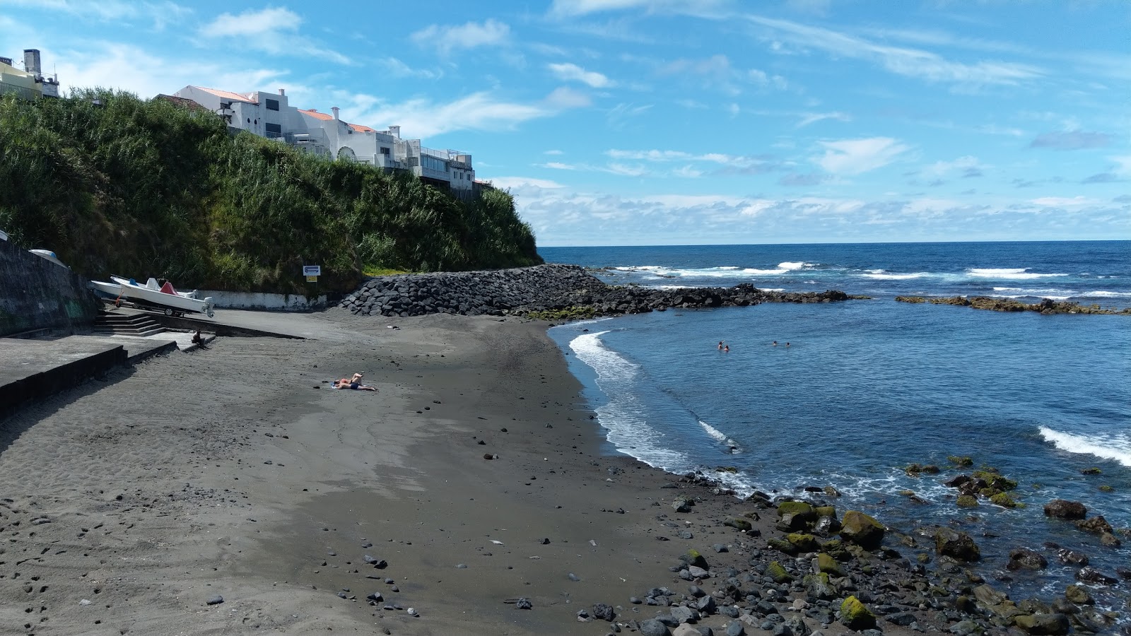 Foto af Praia do Calhau da Maia med lige kyst