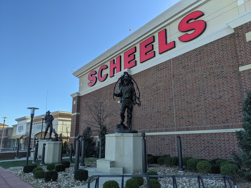 Sporting Goods Store «SCHEELS», reviews and photos, 6503 W 135th St, Overland Park, KS 66223, USA