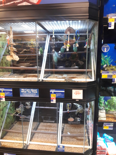 Pet Supply Store «PetSmart», reviews and photos, 533 S Broad St, Meriden, CT 06450, USA