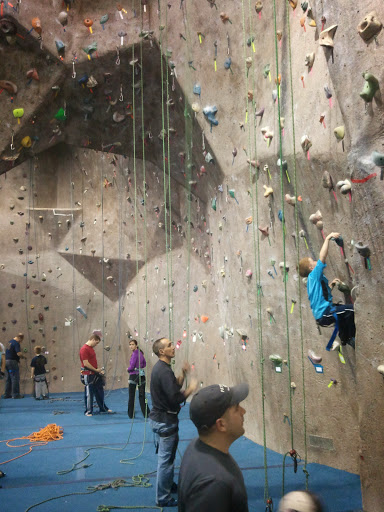 Rock Climbing Gym «Vertical Dreams - Nashua», reviews and photos, 25 E Otterson St, Nashua, NH 03060, USA