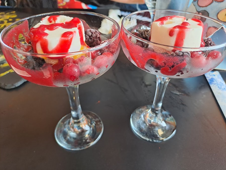 EVANA Izakaya (Bistro)