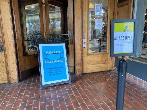 Bicycle Store «Bike Gallery - Downtown», reviews and photos, 1001 SW 10th Ave, Portland, OR 97205, USA