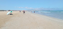 Photo de Plage Boukhana avec rivage droit, long
