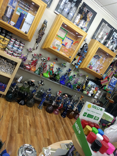 Tobacco Shop «Vape & Smoke Shop - Pines», reviews and photos, 2072 N University Dr, Pembroke Pines, FL 33024, USA