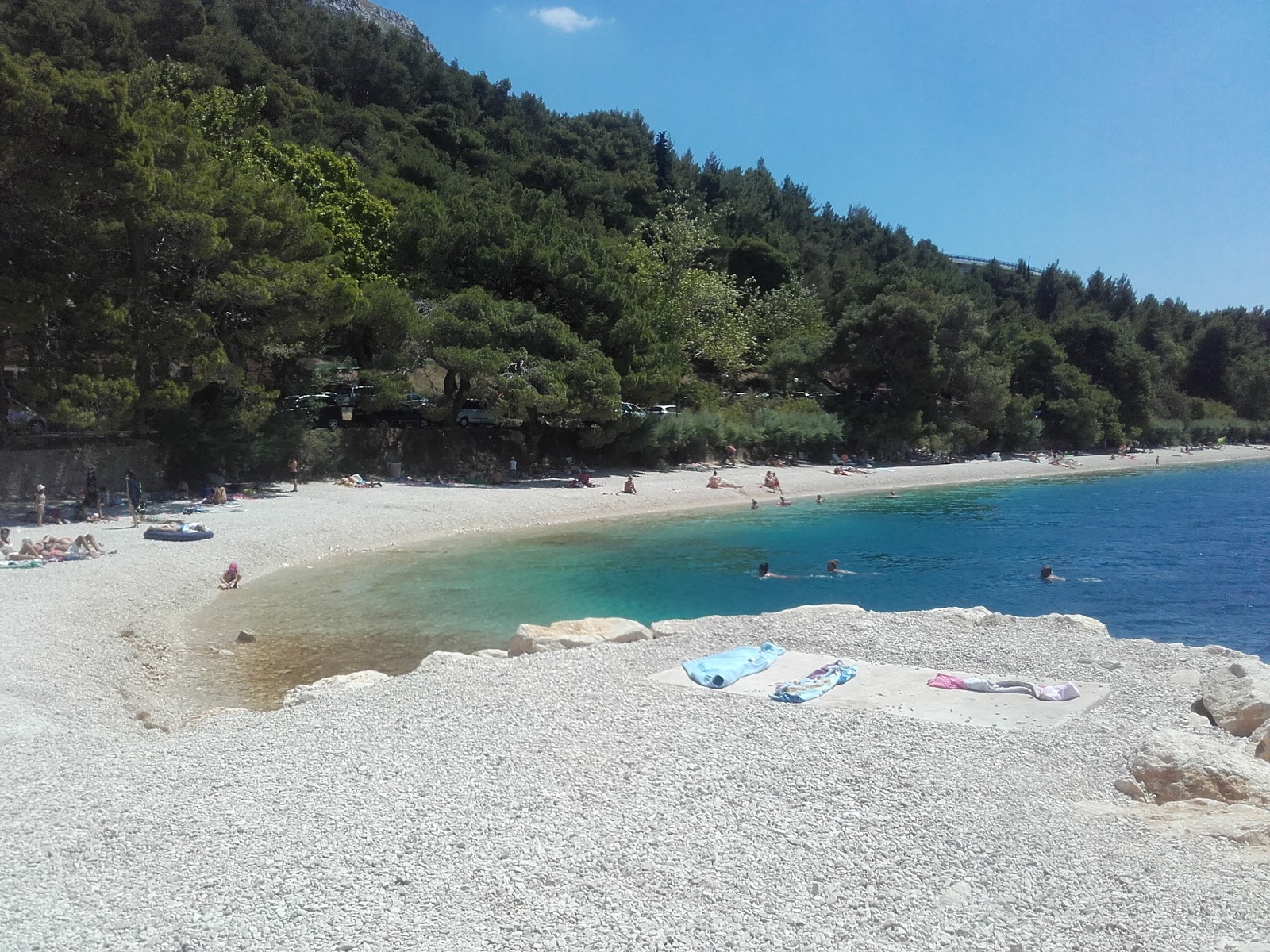 Photo of Brzet beach amenities area