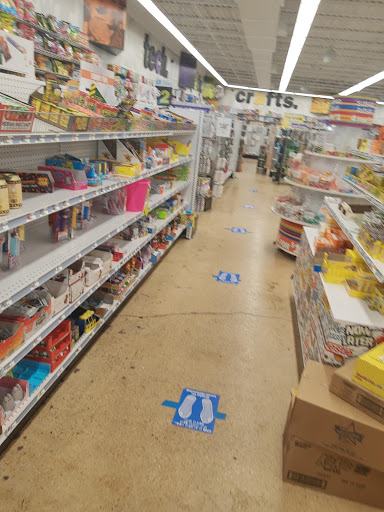 Variety Store «Five Below», reviews and photos, 6198 Little River Turnpike, Alexandria, VA 22312, USA