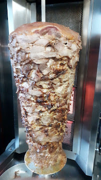 Kebab du Restaurant turc Grillades-Kebab Sandwichs-Chicken Planète Istanbul Spécialités Turques à Champigny-sur-Marne - n°3