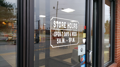 Donut Shop «Top Donut», reviews and photos, 700 Aiken St, Lowell, MA 01850, USA