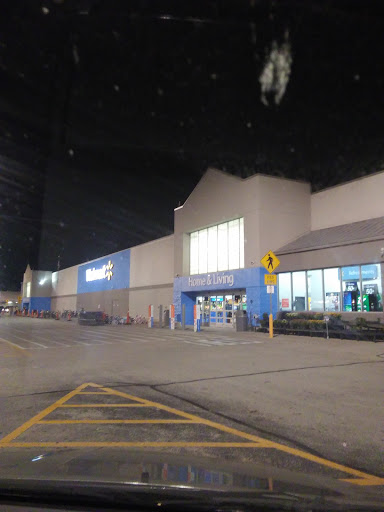 Department Store «Walmart Supercenter», reviews and photos, 2440 W Mason St, Green Bay, WI 54303, USA