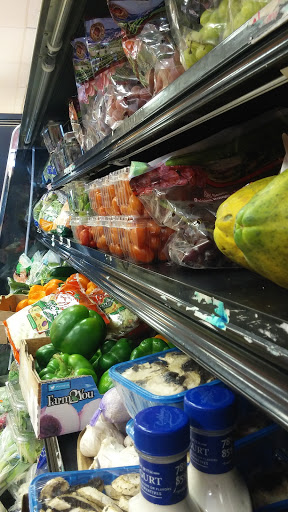 Grocery Store «Family Farmers Market», reviews and photos, 2121 W Oakland Park Blvd, Oakland Park, FL 33311, USA