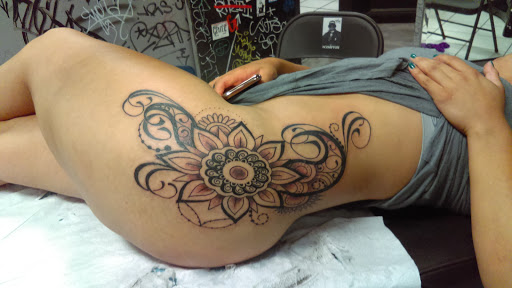 Tattoo Shop «Sincity Tattoo», reviews and photos, 10751 Glenoaks Blvd, Pacoima, CA 91331, USA