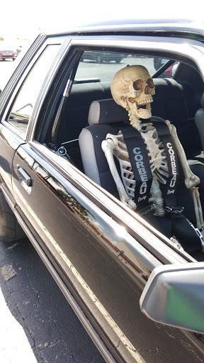 Bowling Alley «Holiday Bowling Center & Sports Bar», reviews and photos, 106 E Pembroke Rd, Hallandale Beach, FL 33009, USA