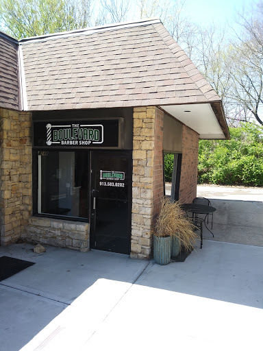 Barber Shop «The Boulevard Barber Shop», reviews and photos, 4746 Rainbow Blvd, Westwood, KS 66205, USA