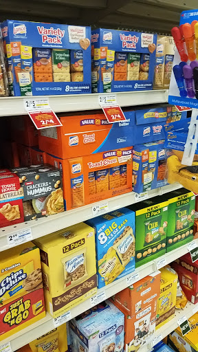 Supermarket «Giant Eagle Supermarket», reviews and photos, 2775 W Market St, Fairlawn, OH 44333, USA