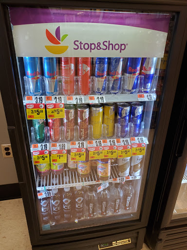 Grocery Store «Super Stop & Shop», reviews and photos, 72 Newtown Rd, Danbury, CT 06810, USA