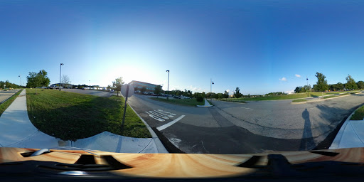 Technical School «New England Institute of Technology», reviews and photos