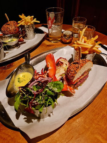 Comments and reviews of Burger & Lobster Threadneedle Street