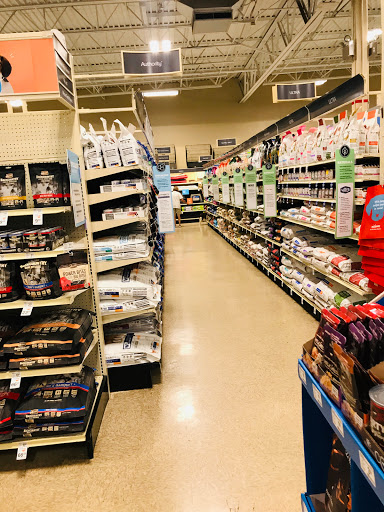 Pet Supply Store «PetSmart», reviews and photos, 24 Countryside Plaza, Countryside, IL 60525, USA