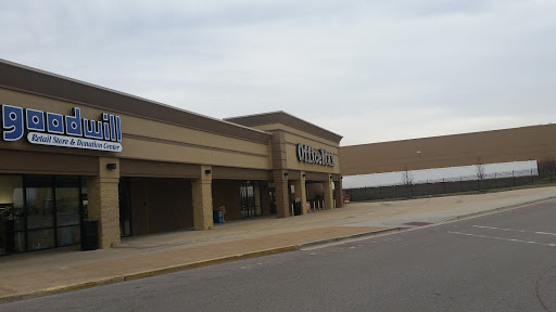 Office Supply Store «OfficeMax», reviews and photos, 220 Jct Dr W, Glen Carbon, IL 62034, USA