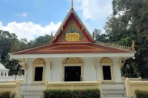 Wat Khao Lom (Wat Khuan Chong) image