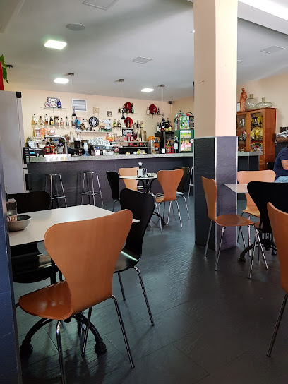 Bar Barreiro - Avenida de Sanguiñeda, 124, 36419, Pontevedra, Spain