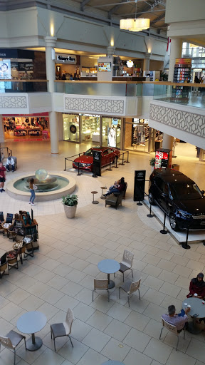 Shopping Mall «Freehold Raceway Mall», reviews and photos, 3710 U.S. 9, Freehold, NJ 07728, USA
