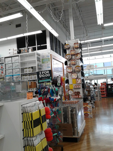 Shopping Mall «The Shops at Fox River», reviews and photos, 3340 Shoppers Dr, McHenry, IL 60051, USA