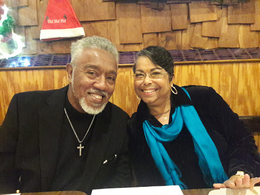 Shopping Mall «Ravenwood Shopping Center», reviews and photos, 910 Taylor Ave, Towson, MD 21286, USA