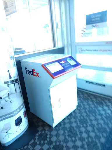 Office Supply Store «OfficeMax», reviews and photos, 1738 W Rio Salado Pkwy, Mesa, AZ 85201, USA