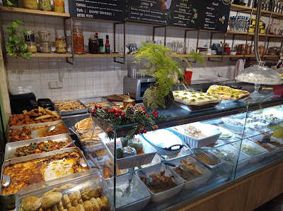 Chez Les Deux Amis Lahmacun à Paris