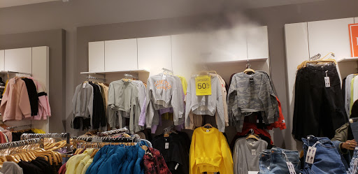 Clothing Store «Forever 21», reviews and photos, 755 NJ-18, East Brunswick, NJ 08816, USA