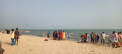 Foto von Pudupattinam Delta Beach mit geräumige küstenlinie