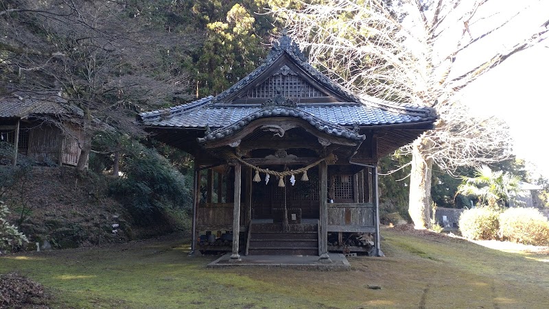 清良神社（三間町土居中）