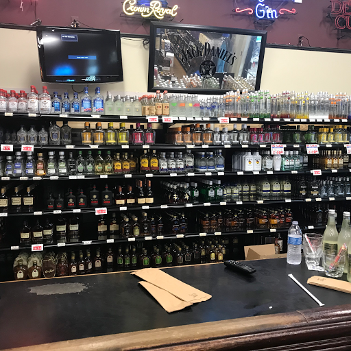 Wine Store «F & G Beverages», reviews and photos, 1707 Washington St, Vicksburg, MS 39180, USA