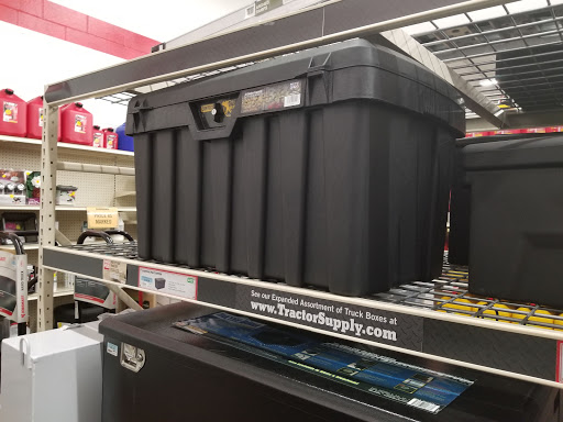 Home Improvement Store «Tractor Supply Co.», reviews and photos, 40 Dillon Plaza Dr, High Ridge, MO 63049, USA