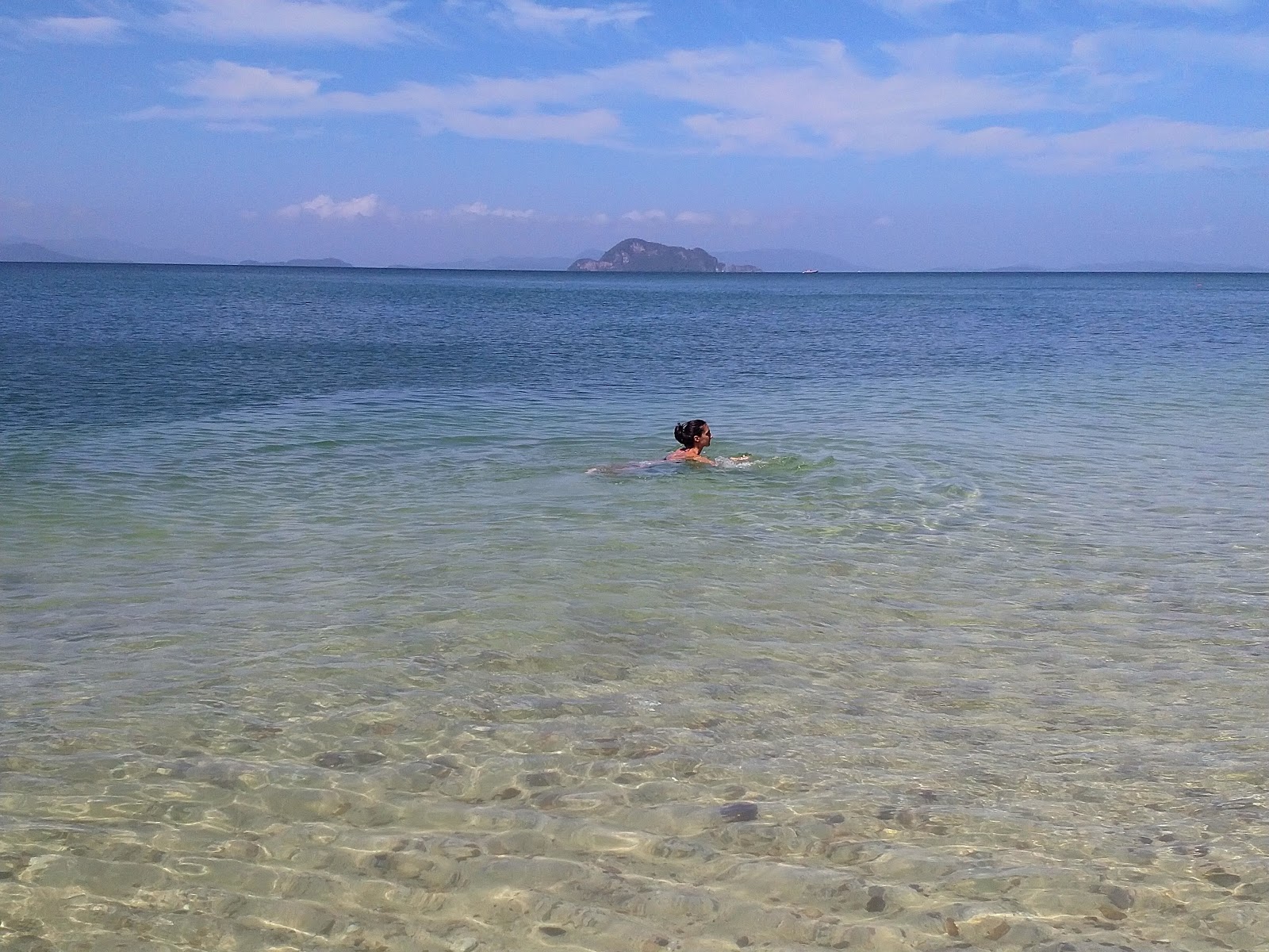 Photo de Ao Muong Beach situé dans une zone naturelle